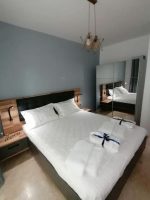 Breeze Way Apartment