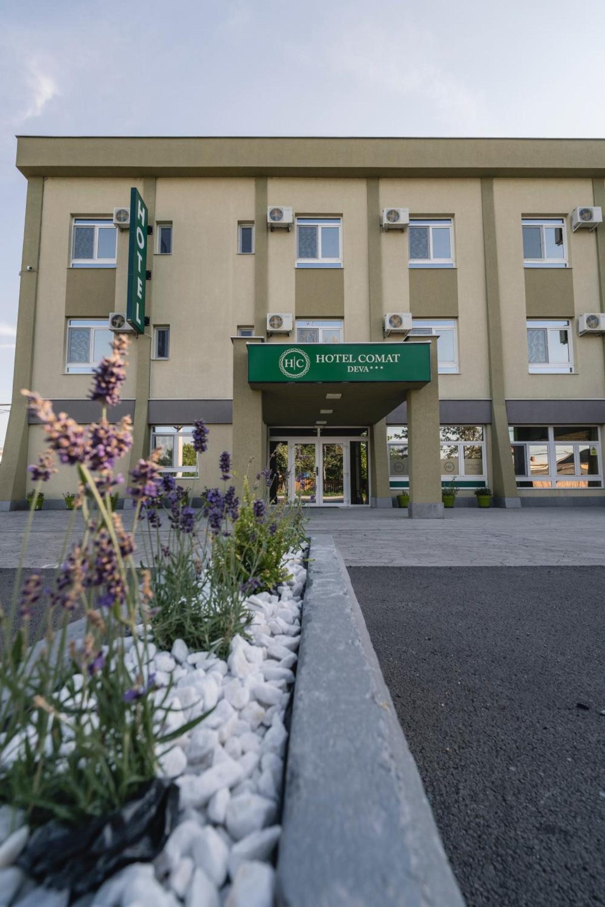 Hotel Comat Deva -  - Hunedoara - Deva